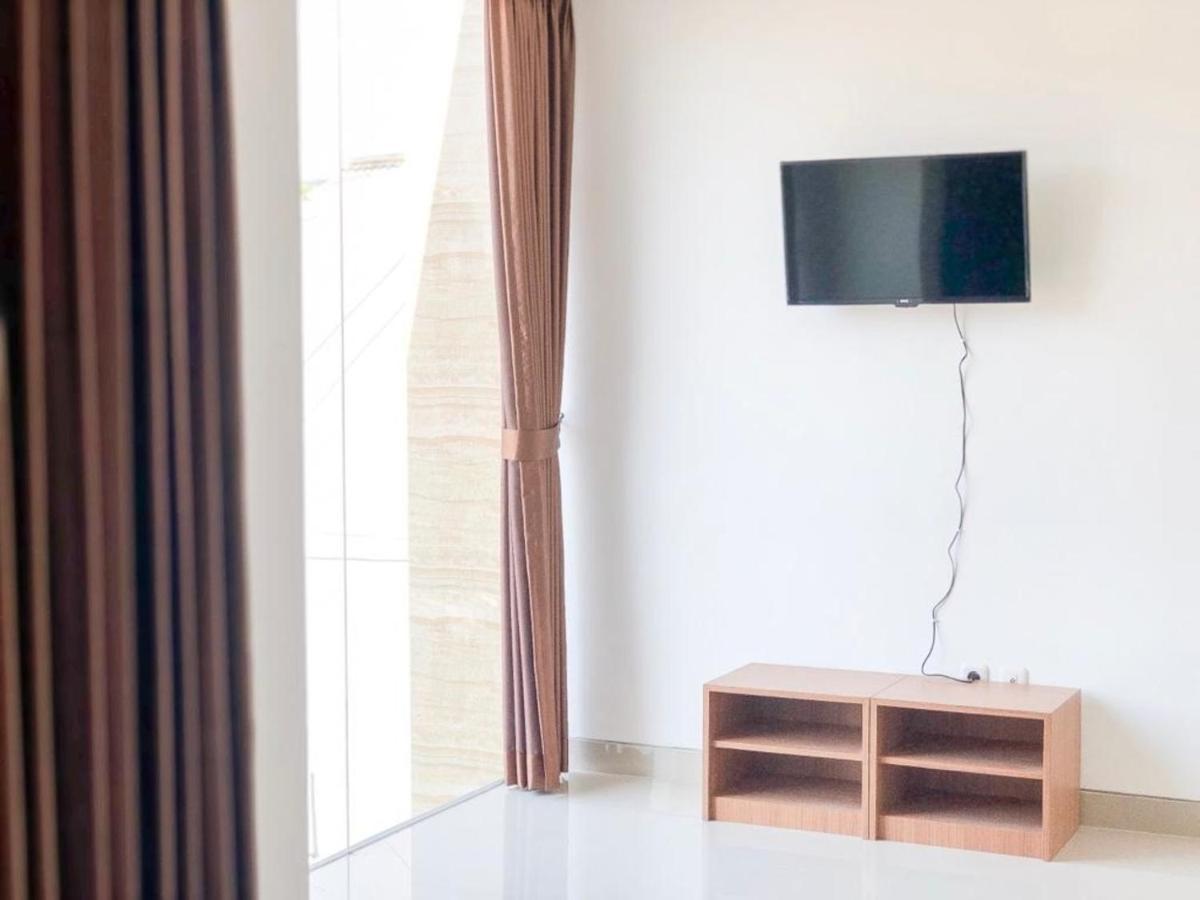 Auberge de jeunesse Reddoorz Syariah Near Lapangan Pancasila Simpang Lima à Semarang Extérieur photo